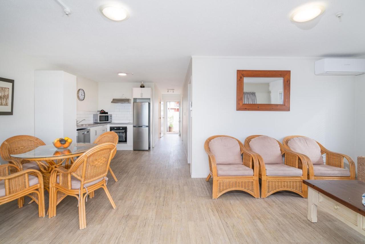 Waterfront Apartments Whitianga Eksteriør bilde