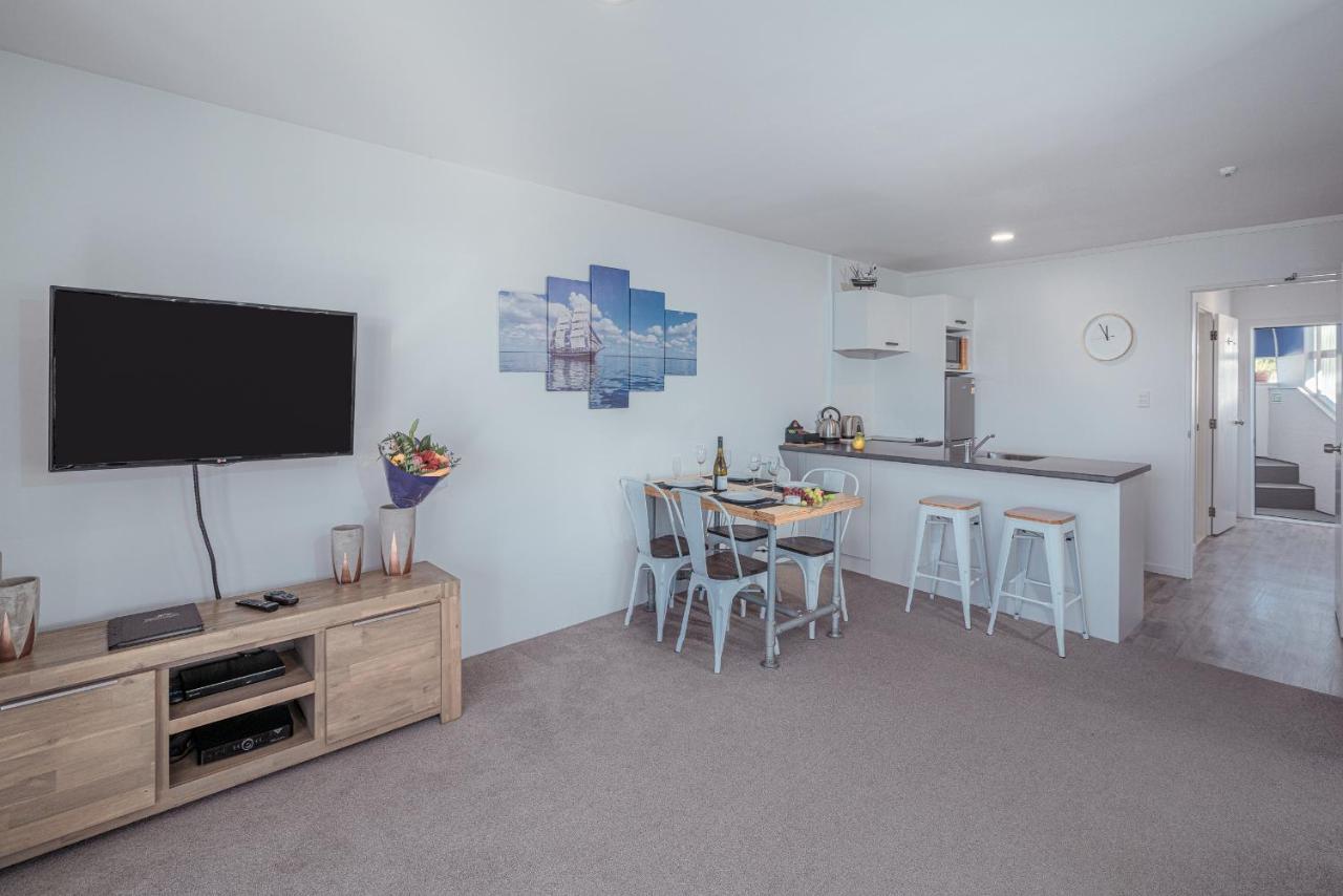 Waterfront Apartments Whitianga Eksteriør bilde