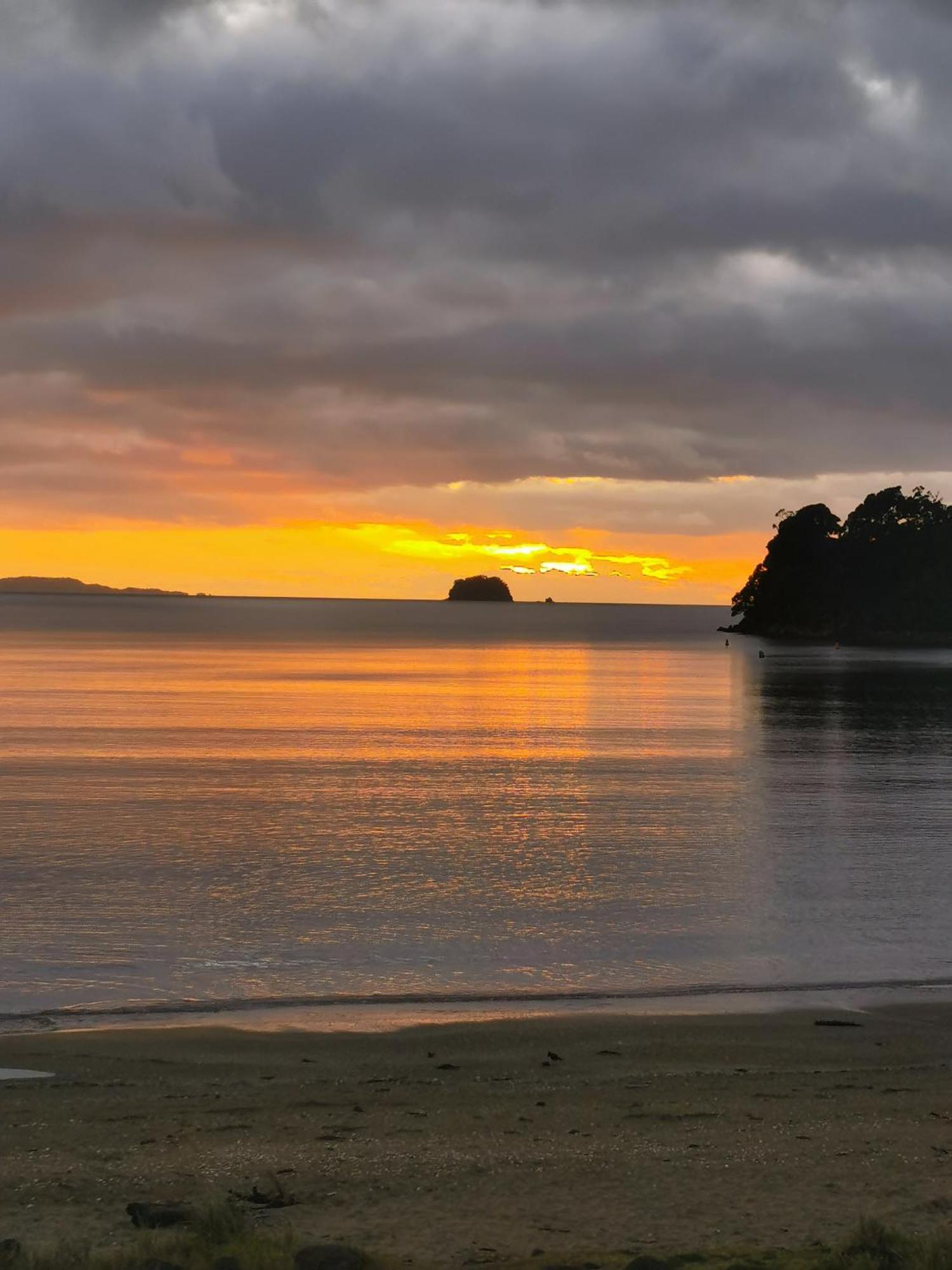 Waterfront Apartments Whitianga Eksteriør bilde